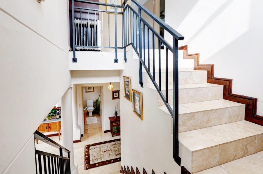 3 Bedroom Property for Sale in Plattekloof Western Cape